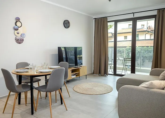 Skyline - Stylish 1bd By Flat Mаnаger Апартамент Варна